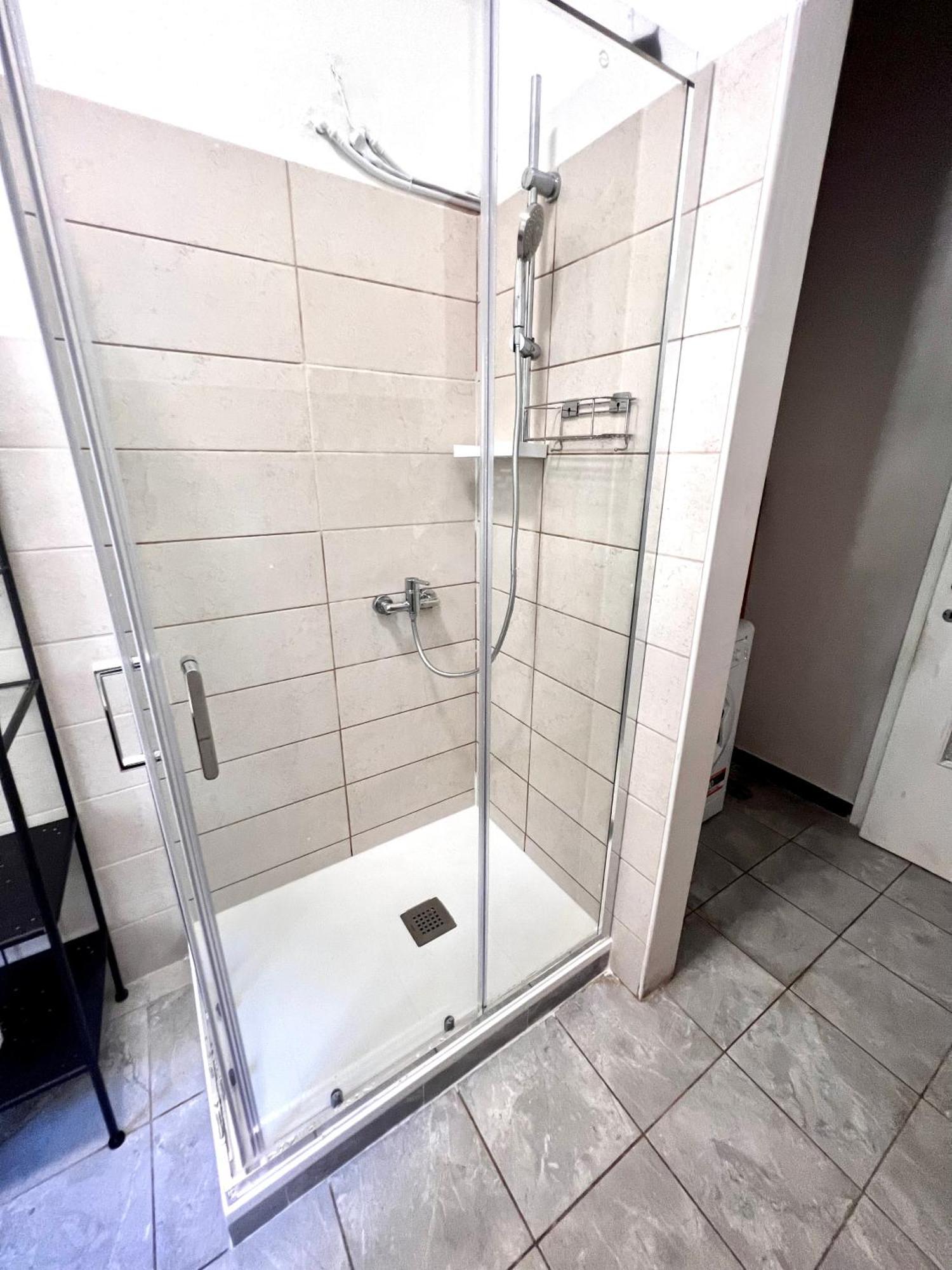 Residence Locchi ตรีเอสเต ภายนอก รูปภาพ