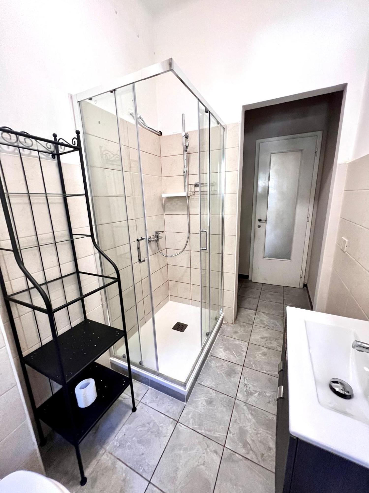 Residence Locchi ตรีเอสเต ภายนอก รูปภาพ