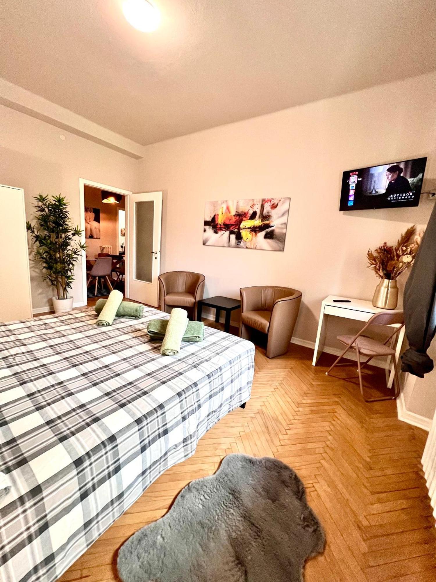 Residence Locchi ตรีเอสเต ภายนอก รูปภาพ