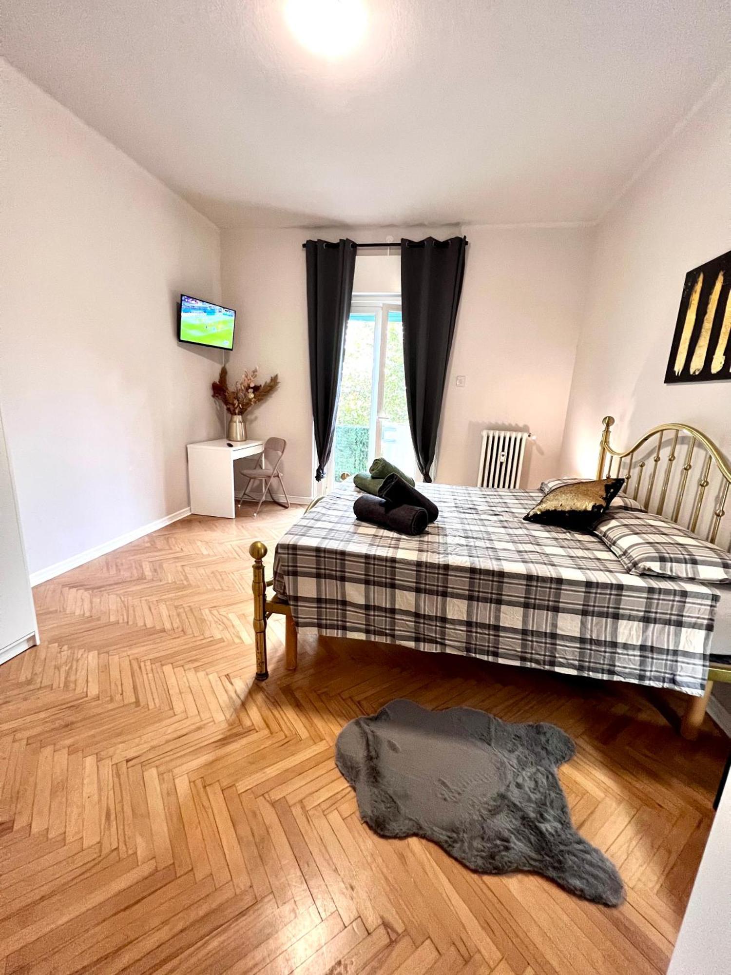 Residence Locchi ตรีเอสเต ภายนอก รูปภาพ